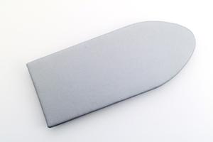 革製のidホルダーは使い勝手がいいです